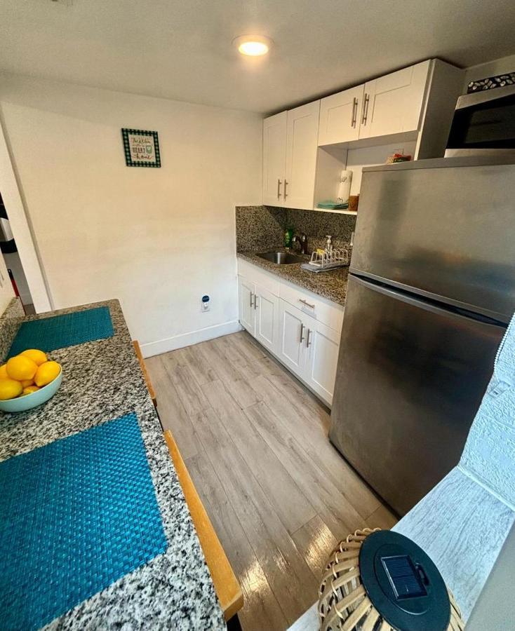 Nice 2 Twin Bedroom - Best Central Location In Miami - Luggage Storage, Parking And Laundry For Free!!!! Buitenkant foto